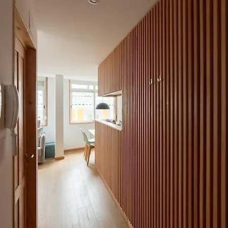 Daire Ferreiros - Wood Design *
